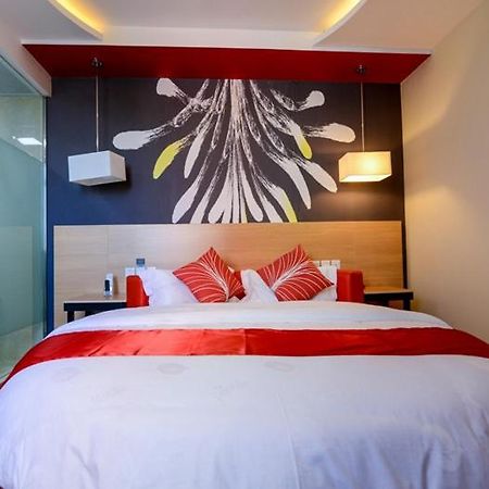 Thank Inn Chain Hotel sichuan luzhou longmatan district trade city Bagian luar foto